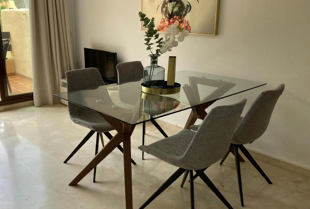 Oasis Costalita Estepona I 0*,