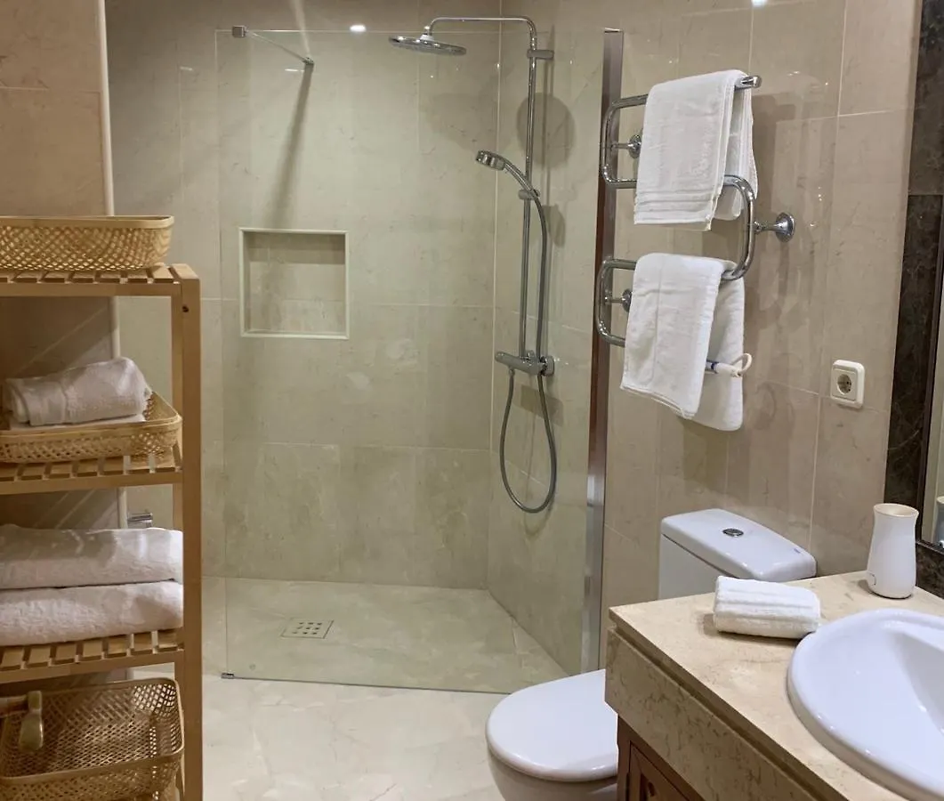 Oasis Costalita Estepona I 0*,